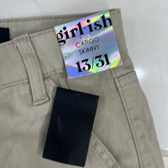 Junior cargo pants . New with tags. Beige. - Picture 3 of 5